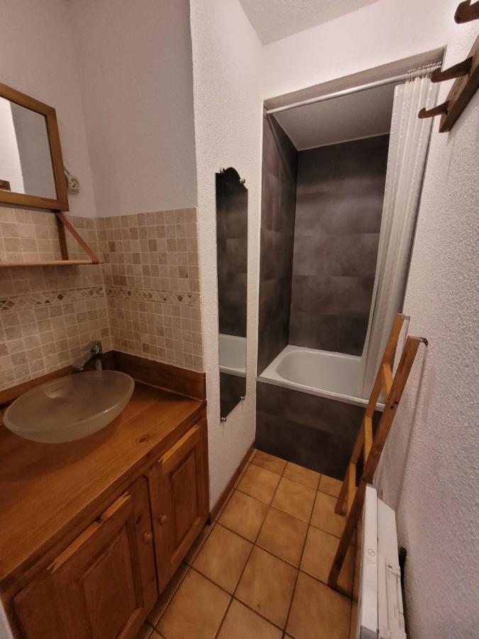 Appartement Le Flocon, Joli Petit Cocon 4 Pers En Rez De Jardin Draps Inclus Les Rousses Dış mekan fotoğraf